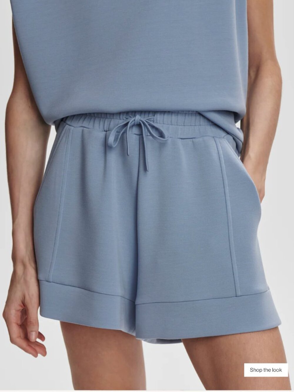 NWT Varley Atrium High-Rise Short 4.5" size S color Rain Blue